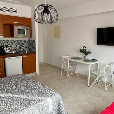 Illescas Apartamento Estepona Exterior foto