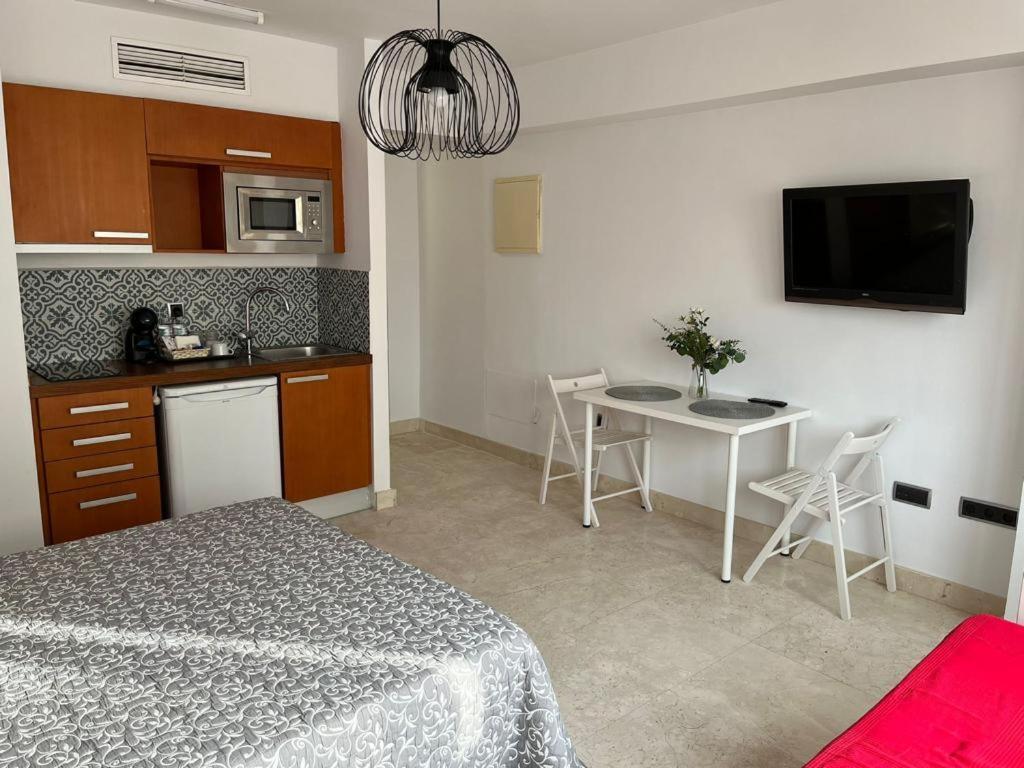 Illescas Apartamento Estepona Exterior foto